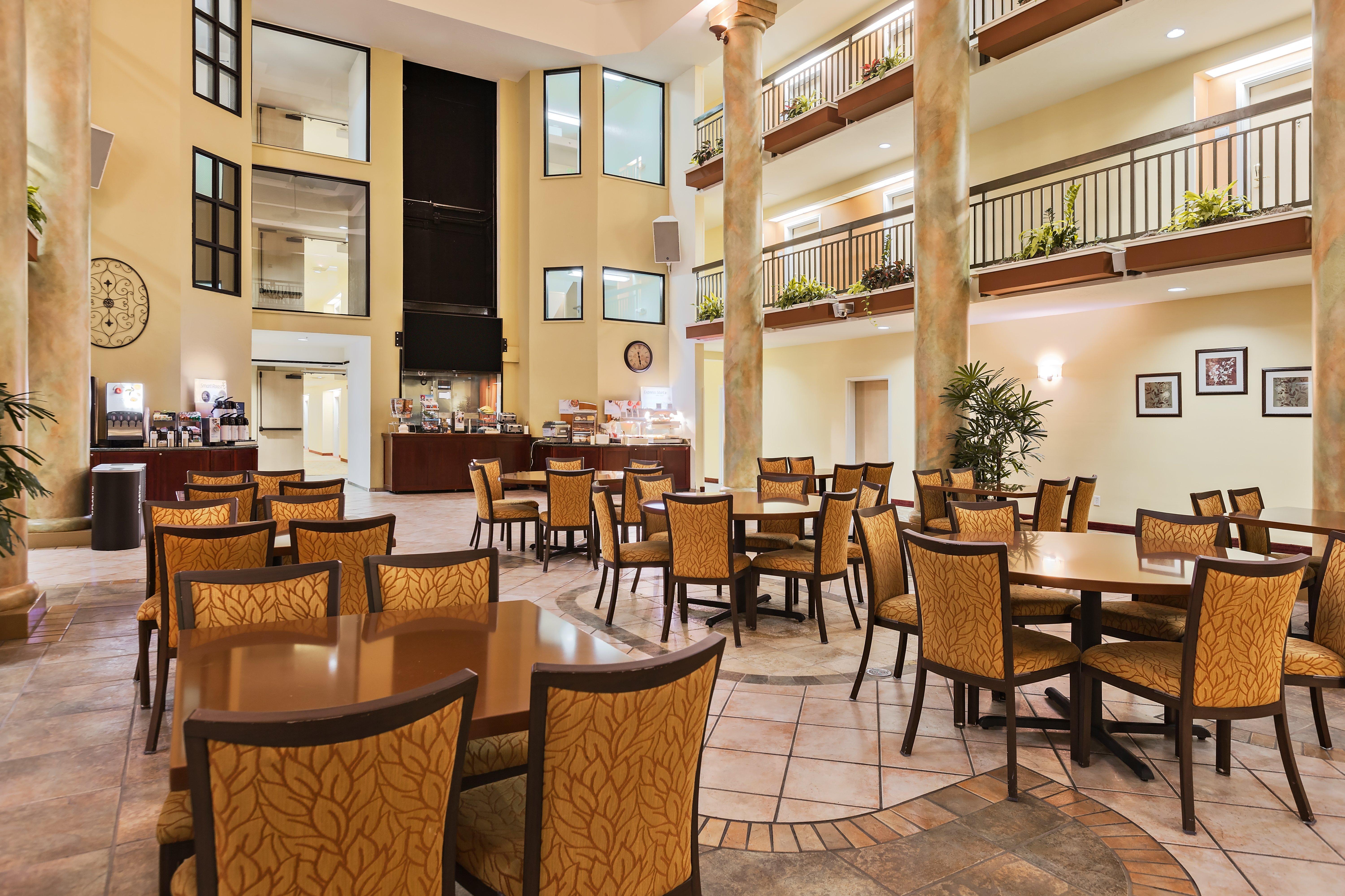 Holiday Inn Express Hotel & Suites San Jose-Morgan Hill By Ihg Esterno foto